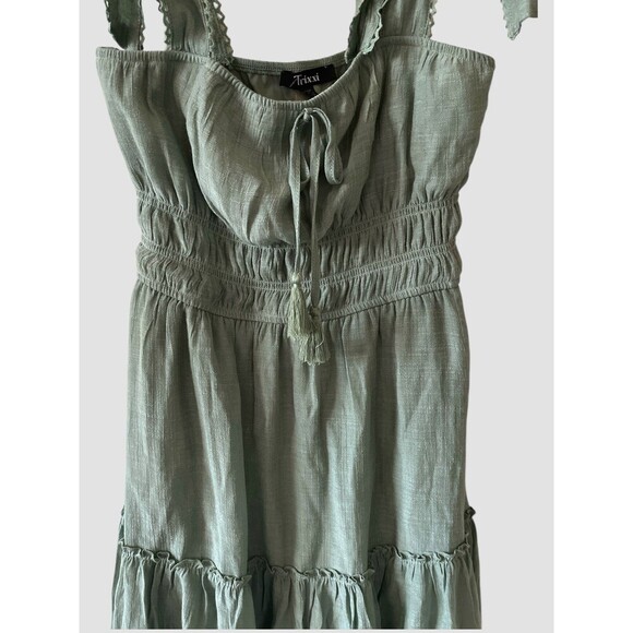 Trixxi Women's Smocked Waist Mini Dress Size Small Sage Green Tie Straps NWT - Picture 4 of 10